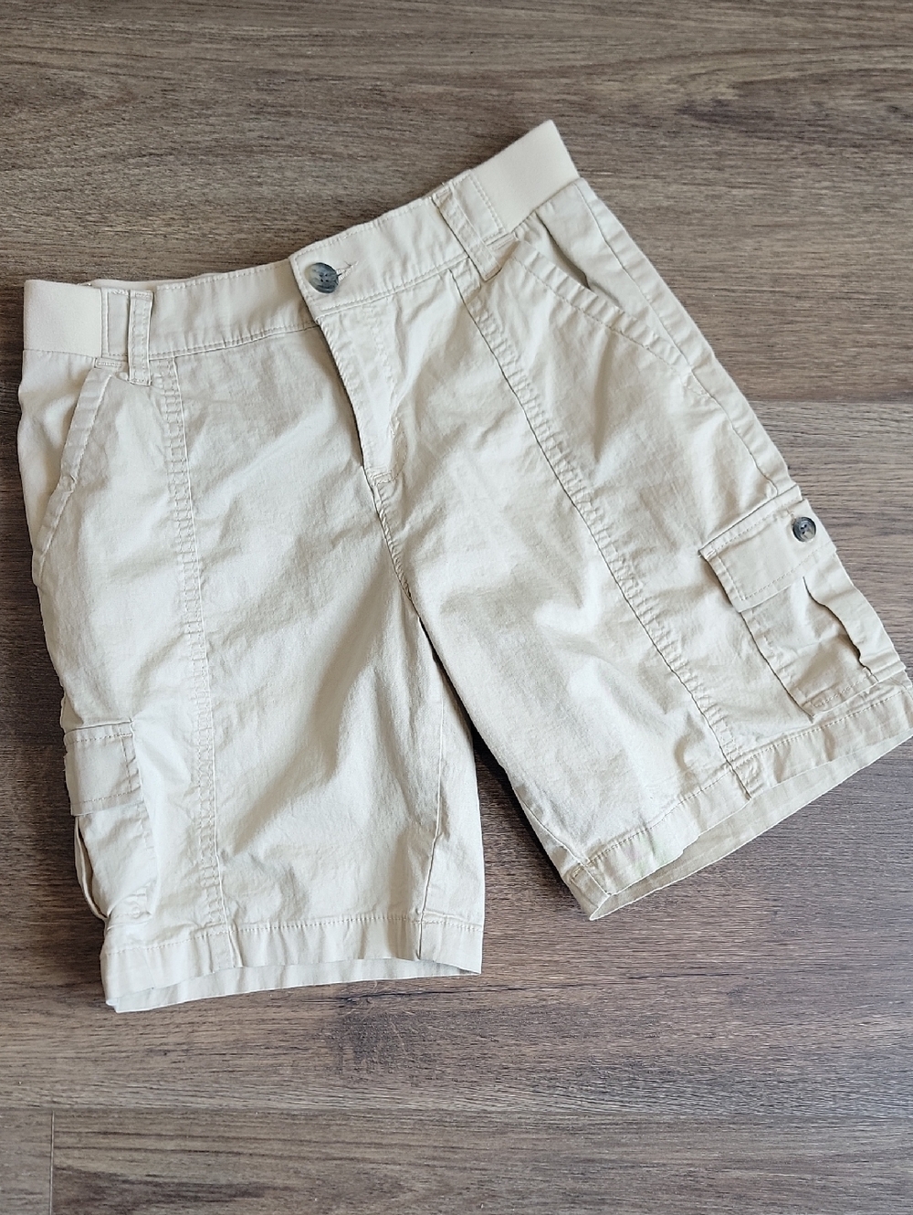 Lee Women's Tan Cargo Shorts